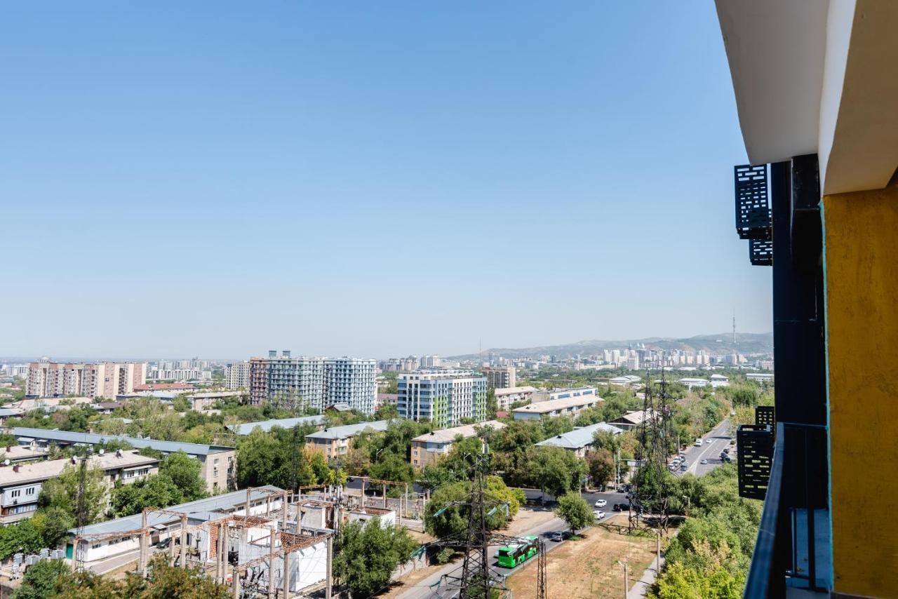 Heaven 10 Apartamento Almaty Exterior foto