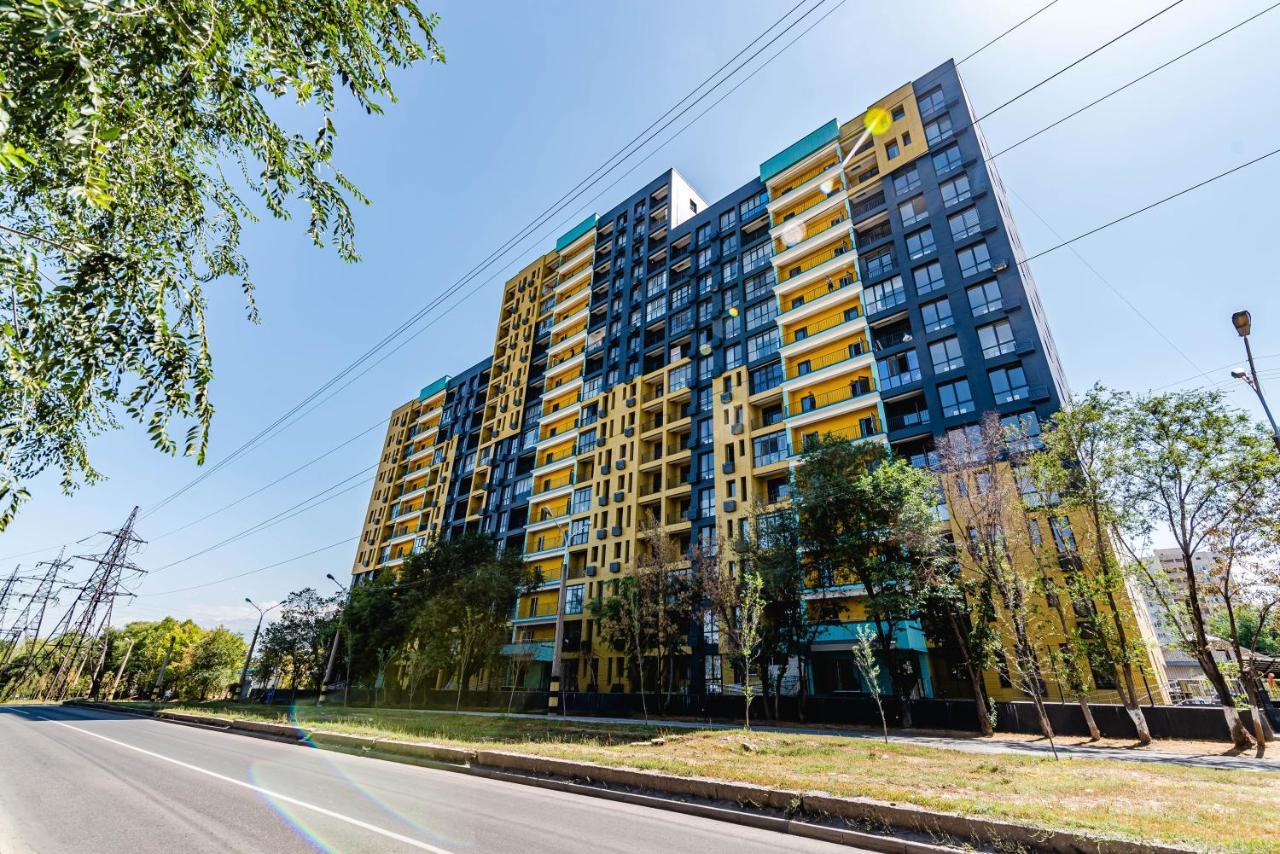 Heaven 10 Apartamento Almaty Exterior foto